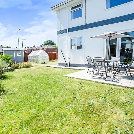 Beautiful 3 Bedroom Home, 10 Minutes Walk To Beach. Cleethorpes Exteriér fotografie