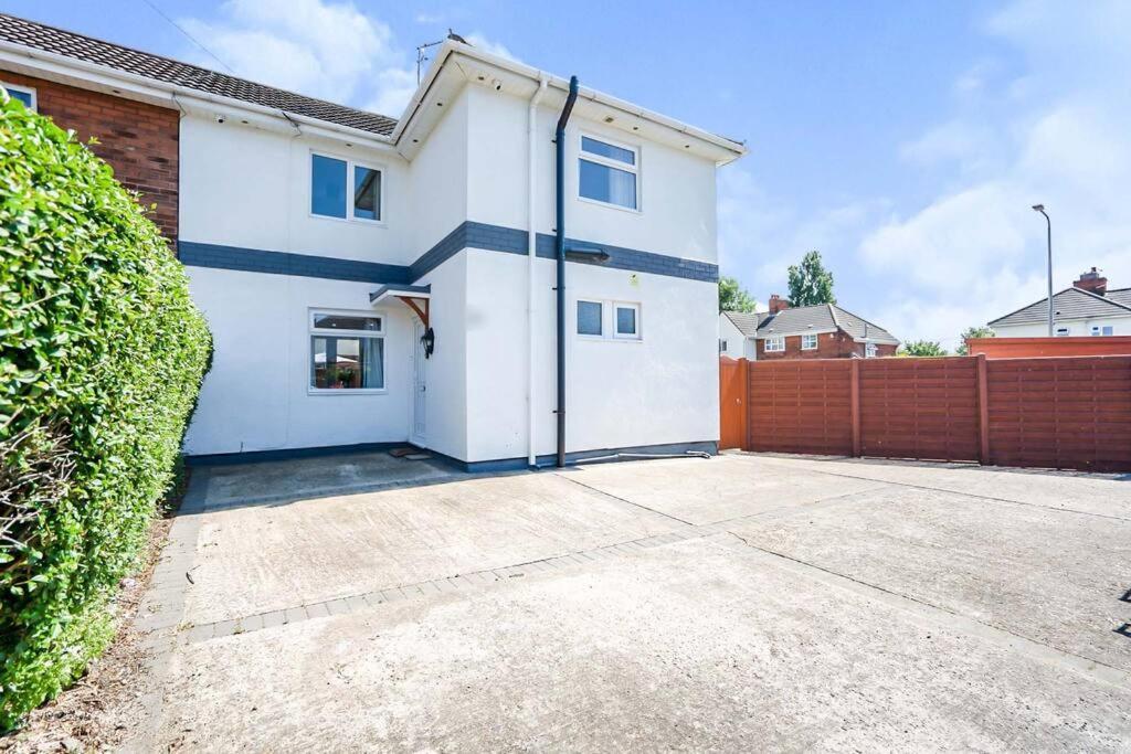 Beautiful 3 Bedroom Home, 10 Minutes Walk To Beach. Cleethorpes Exteriér fotografie