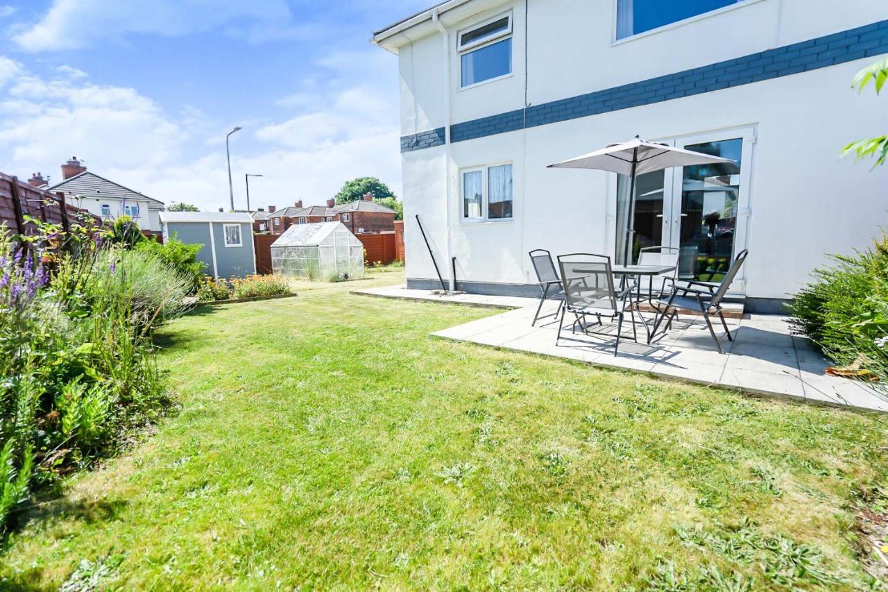 Beautiful 3 Bedroom Home, 10 Minutes Walk To Beach. Cleethorpes Exteriér fotografie